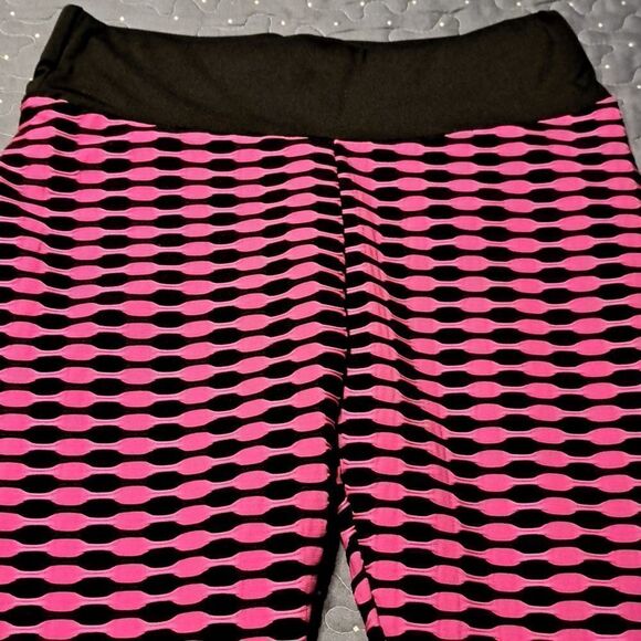 Pink and black leggings size XL - Picture 3 of 4
